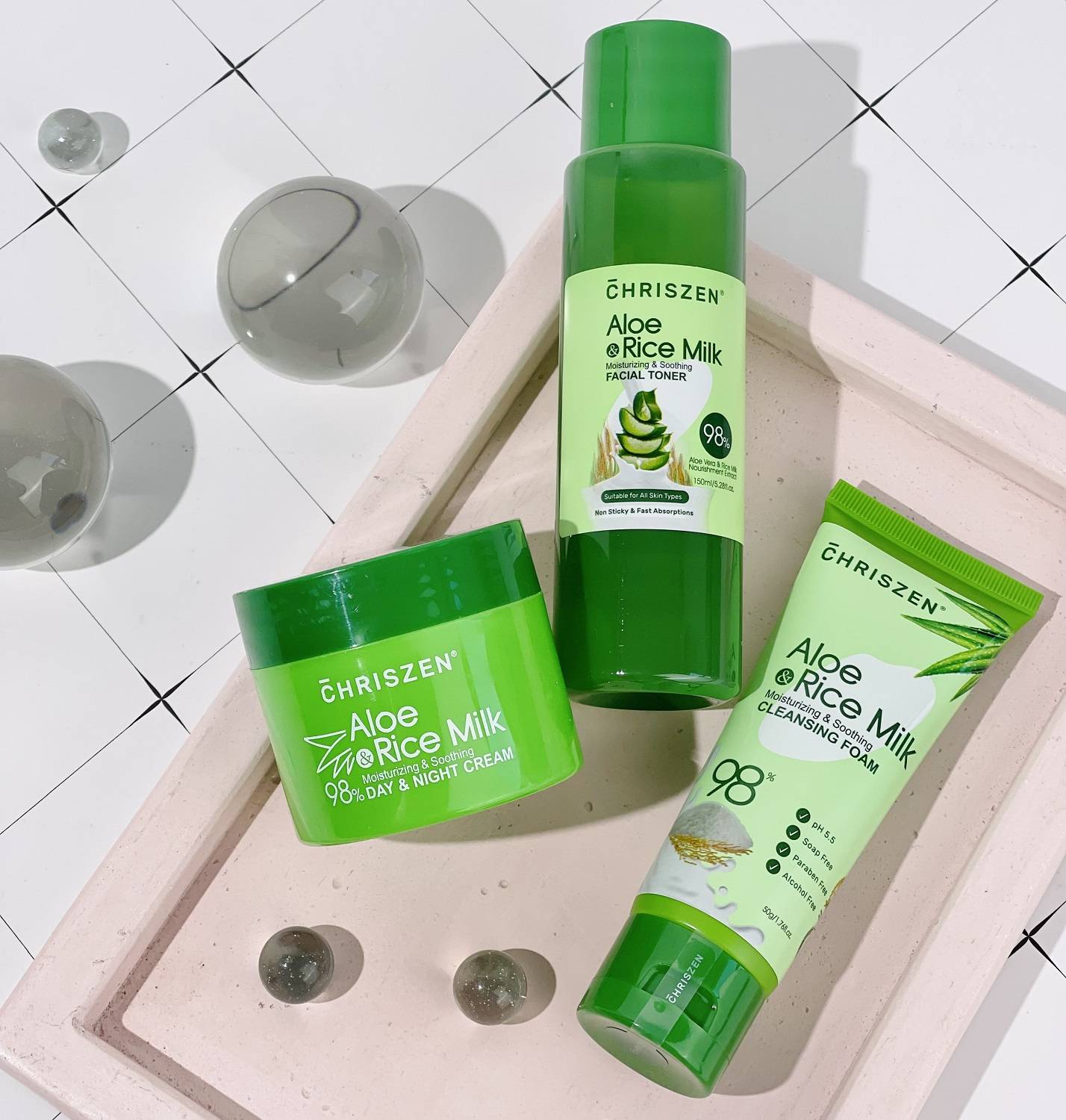 Chriszen 98 Aloe Vera & Rice Milk Day & Night Cream